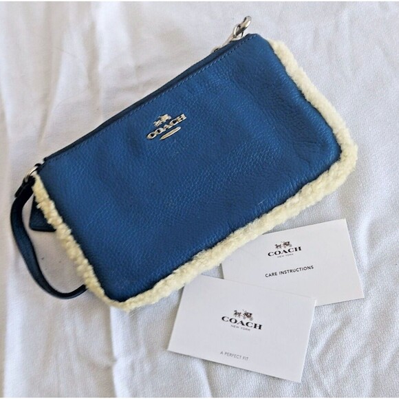 COACH Wristlet Blue SOFT Pebbled Leather with Shearling Trim - Picture 3 of 5